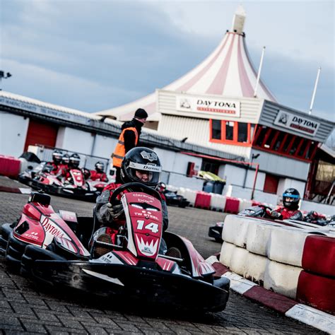 daytona go-karting|milton keynes go karting outdoor.